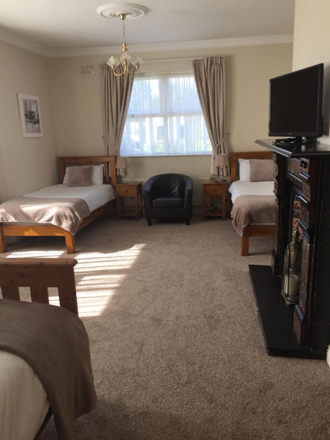 Mulberry Lodge Guest House 巴利霍尼斯 外观 照片